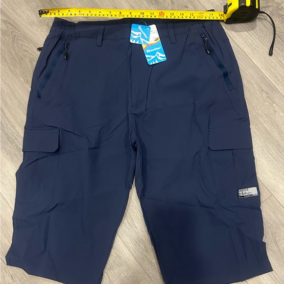 Men’s shorts - Picture 2 of 3